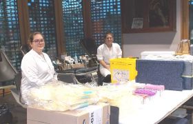 Une équipe EFS aux petits soins des donneurs